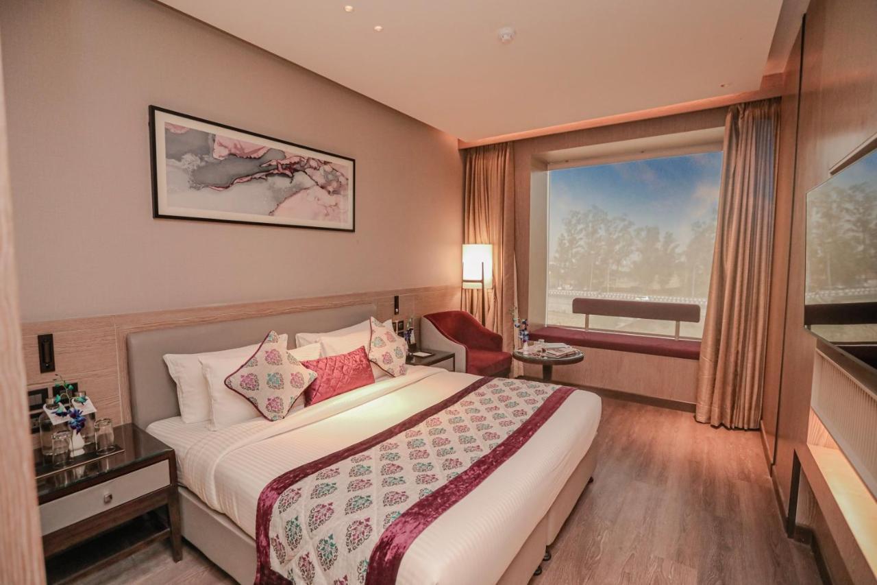 Regenta Place Verka Amritsar Exterior photo